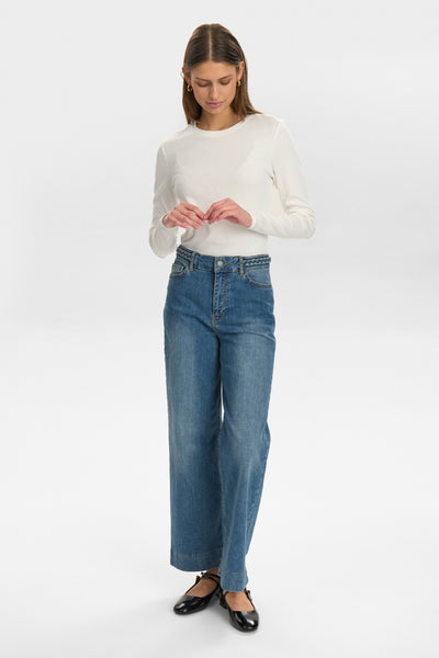 NuParis Cropped Jeans in Light Blue